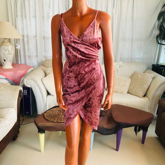 Charlotte Russe mini dress mauve purple-brown Size M deep v-cut - Picture 1 of 10